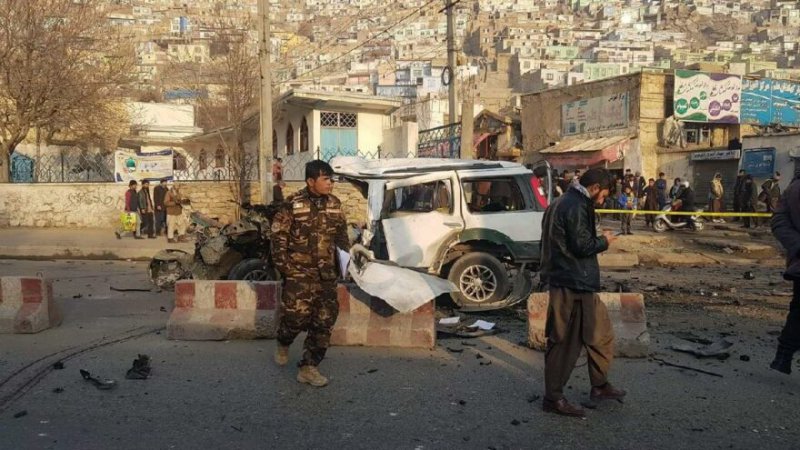 Afganistan'ın başkenti Kabil'de peş peşe bombalı saldırılar!