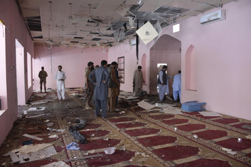 Afganistan'daki cami bombalamasını IŞİD üstlendi