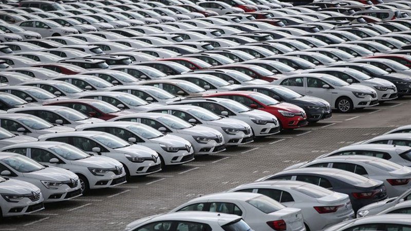 Otomobil ve hafif ticari araç pazarı yüzde 33,4 daraldı