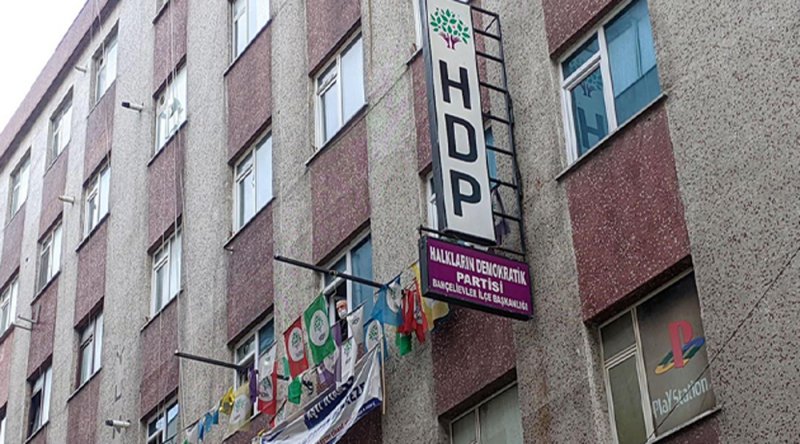 HDP Bahçelievler binasına saldıran ve bir kişiyi yaralayan saldırgan serbest bırakıldı
