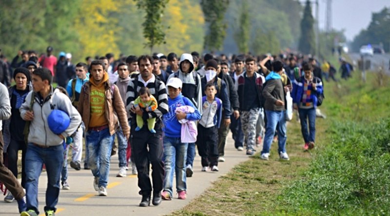 Letonya göçmenleri engellemek için OHAL ilan etti