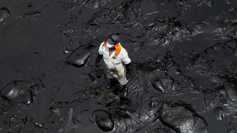 Peru'da petrol sızıntısı: Çevresel Acil Durum ilan edildi