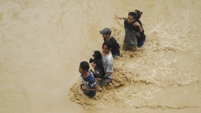 Çin'de sel felaketi: En az 12 kişi öldü