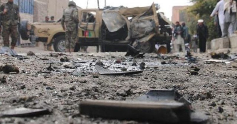 Afganistan'da güvenlik güçlerine bombalı saldırı!