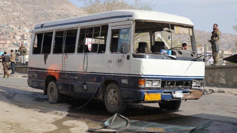 Afganistan'da otobüse bombalı saldırı: 11 kişi hayatını kaybetti