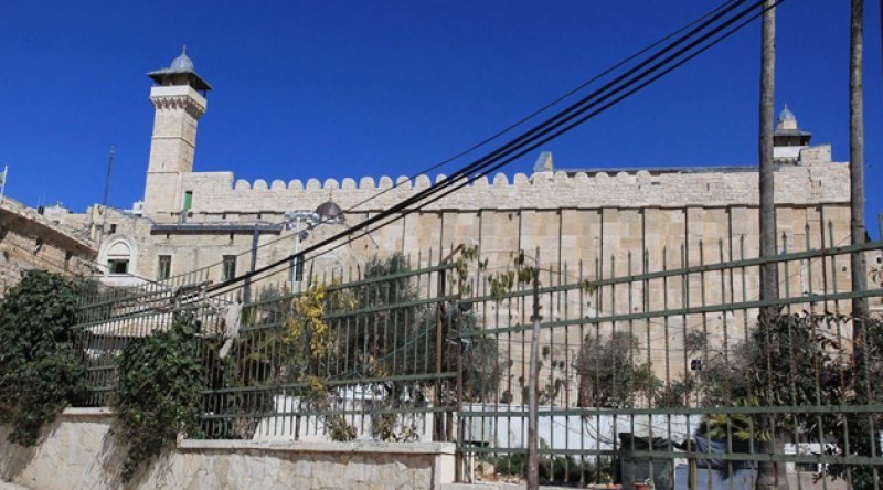 Hazreti İbrahim Camii için yapılan restorasyon çalışmaları siyonistler tarafından engelleniyor