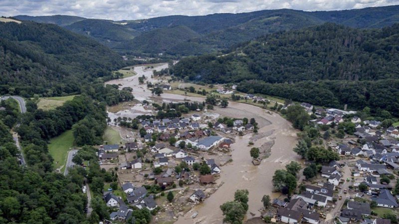 Almanya'da sel felaketinin bilançosu büyüyor
