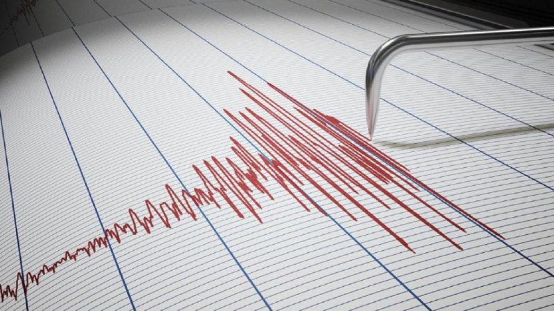 Antalya'da 4.0 büyüklüğünde deprem!