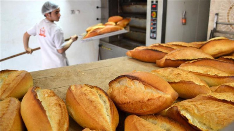 Halk ekmeğin ardından İstanbul'da fırın ekmeğine de zam geldi