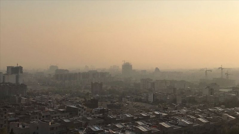 Tahran'da 1 yılda 3 bin 751 kişi hava kirliliğinden hayatını kaybetti