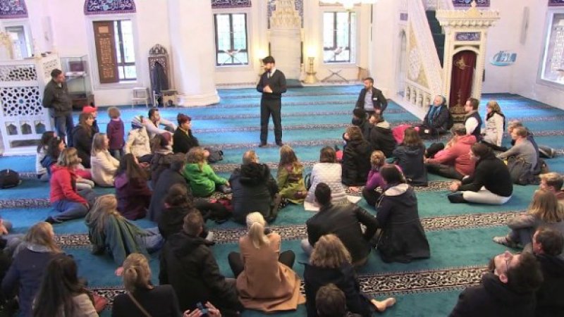Hollanda'da "Açık Cami Günü" etkinliği