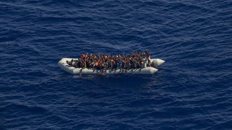 Fas açıklarında 5 günde 438 düzensiz göçmen kurtarıldı