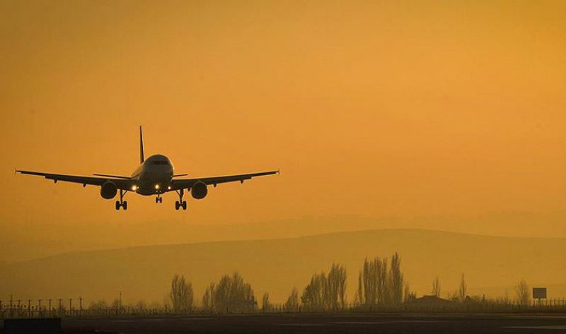 ABD'li hava yolu şirketleri Tel Aviv'e uçuşları iptal etti