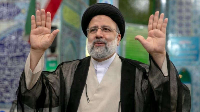 İran: Öldürülen Devrim Muhafızları komutanının intikamını alacağız