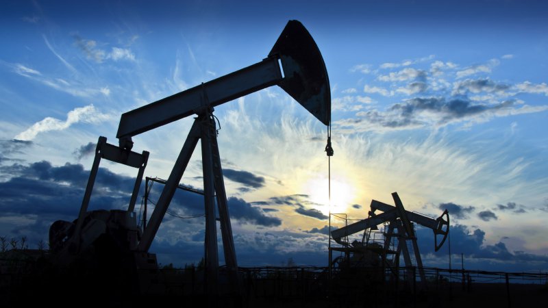 Küresel ekonomide toparlanma umudu petrol fiyatlarını yükseltti
