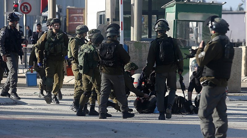İsrail güçleri 2020'de 4 bin 634 Filistinliyi gözaltına aldı