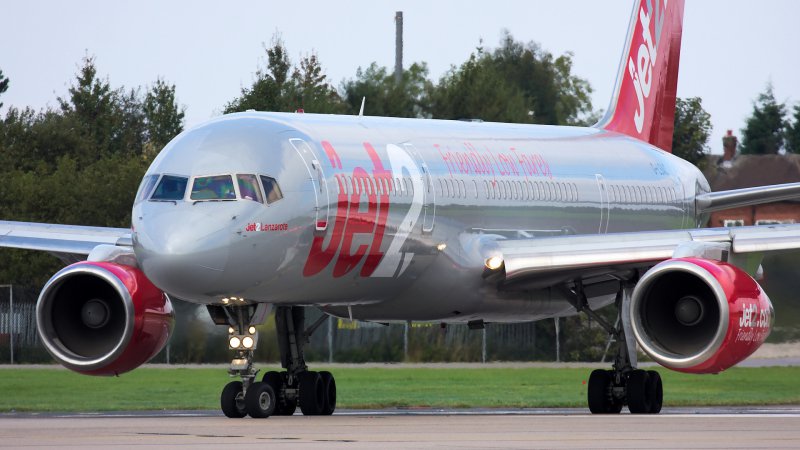 Jet2, Türkiye'ye uçuşları 22 Temmuz'a kadar başlatmama kararı aldı
