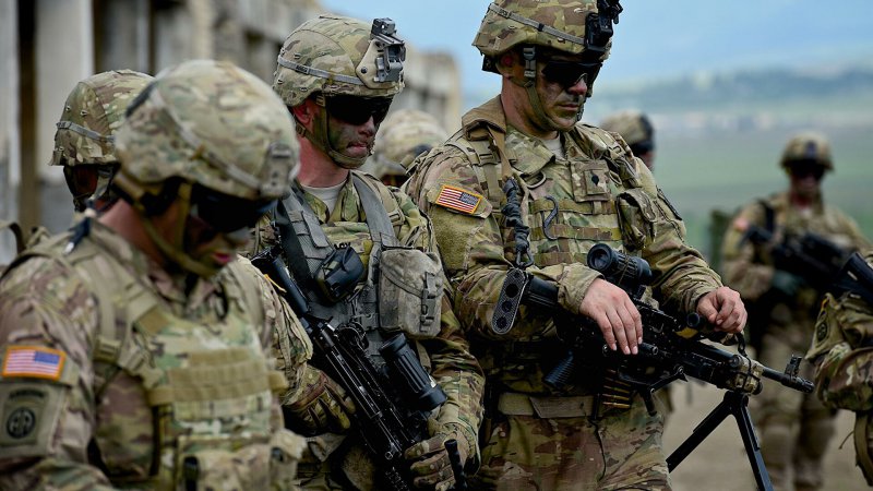 'ABD Afganistan'daki operasyonlar için bölgedeki Rus üslerini kullanmak istiyor'