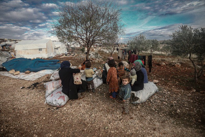 İdlib'deki binlerce aileye kış yardımı yapıldı