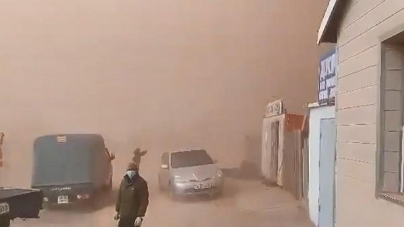 Kazakistan’da kum fırtınası!