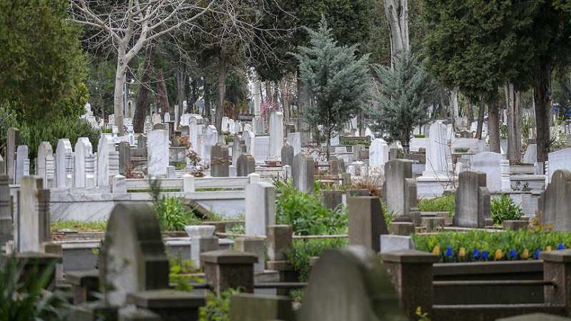 İstanbul'da mezar fiyatlarına bir zam
