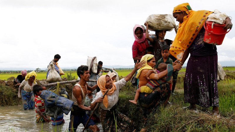 Myanmar'da binlerce Karen ordunun baskısından dolayı evlerini terk etti