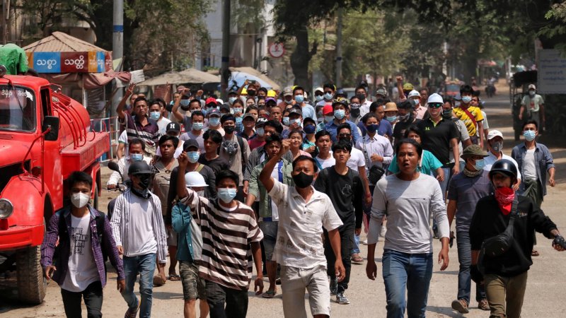 Myanmar'da darbe karşıtı protestolarda ölenlerin sayısı 320'ye çıktı