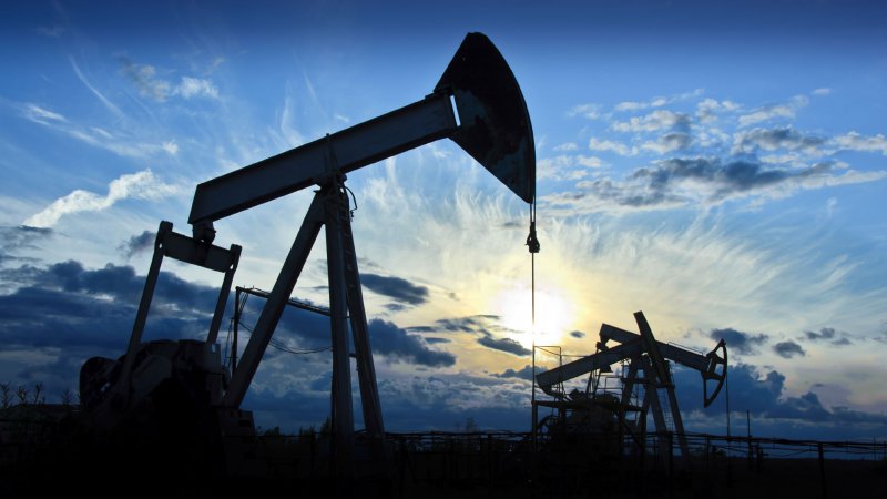 Brent petrolün varil fiyatı 64 doların üzerine yükseldi