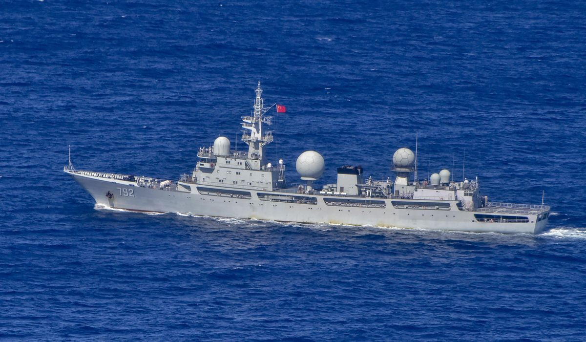 Çin casus savaş gemisi Avustrulya kıyı yakınlarında görüldü!