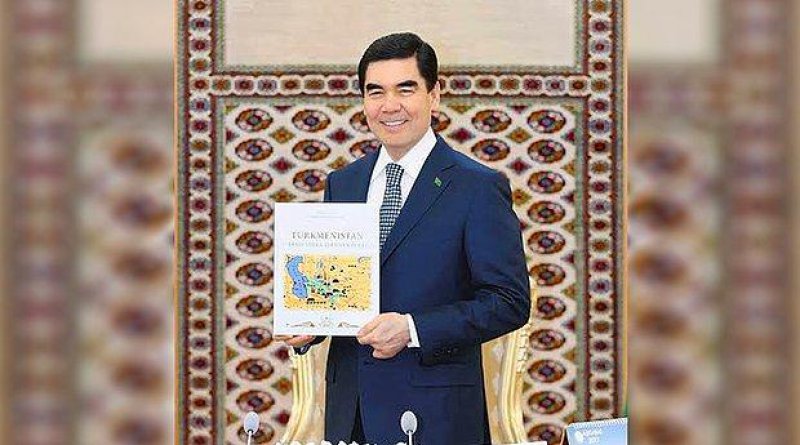 Türkmenistan’da yeni kanun: Cumhurbaşkanının kitabını taşımayan öğrenciler okuldan atılacak