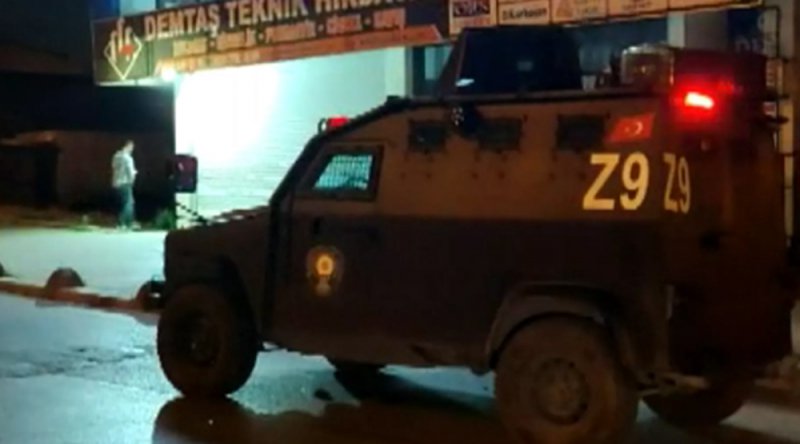 DEVA Partisi Arnavutköy İlçe Başkanlığı'na silahlı saldırı