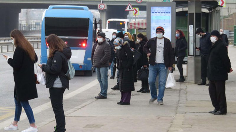 Sokağa çıkma kısıtlamasız ilk Cumartesi! İstanbul'da yoğunluk