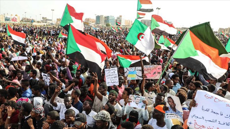 Sudan'da askeri yönetim karşıtı protestolarda ölenlerin sayısı artıyor