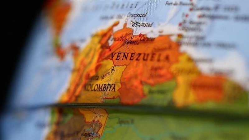 Venezuela-Kolombiya sınırı yeniden açıldı