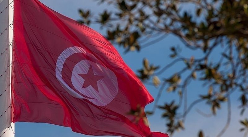 Tunus'ta askeri helikopter düştü: 3 ölü