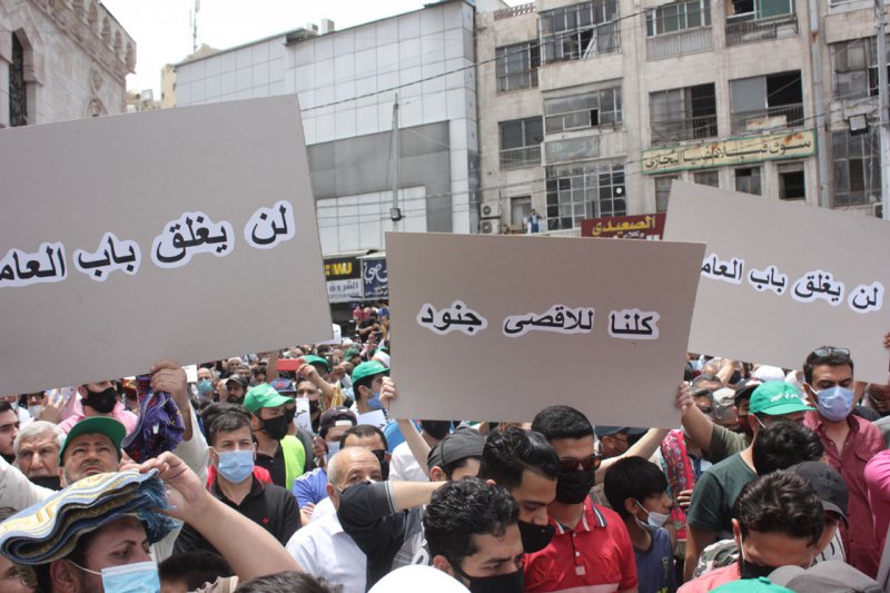 Ürdünlüler İsrail'in Kudüs'teki Şeyh Cerrah Mahallesi sakinlerini göçe zorlamasını protesto etti