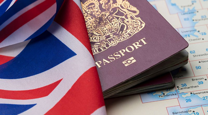 İngiltere 300 yabancıya 'acil geçici vize' verecek