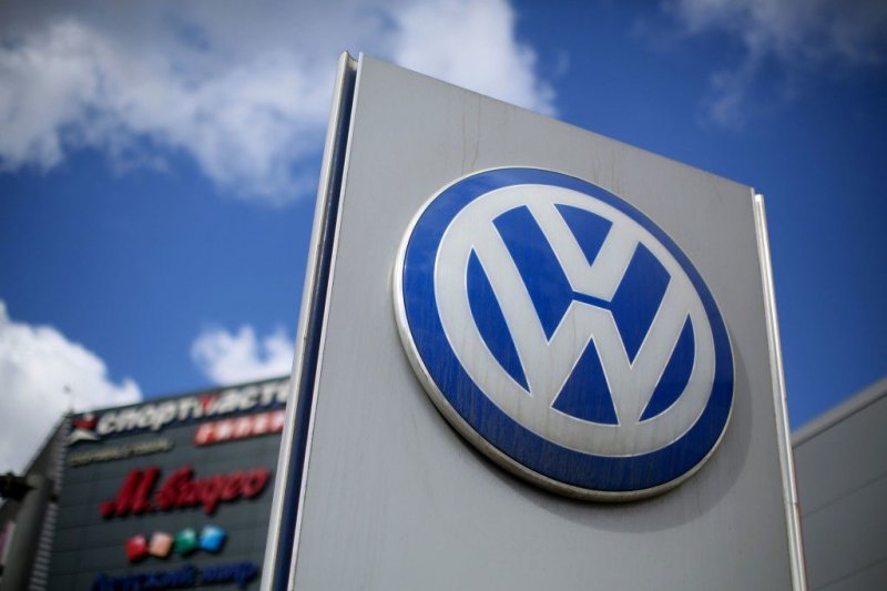AB, Volkswagen’den emisyon skandalında AB’deki tüm müşterilerine tazminat ödemesini istedi