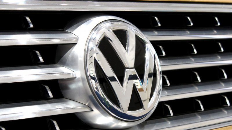 Volkswagen adını ve logosunu değiştiriyor