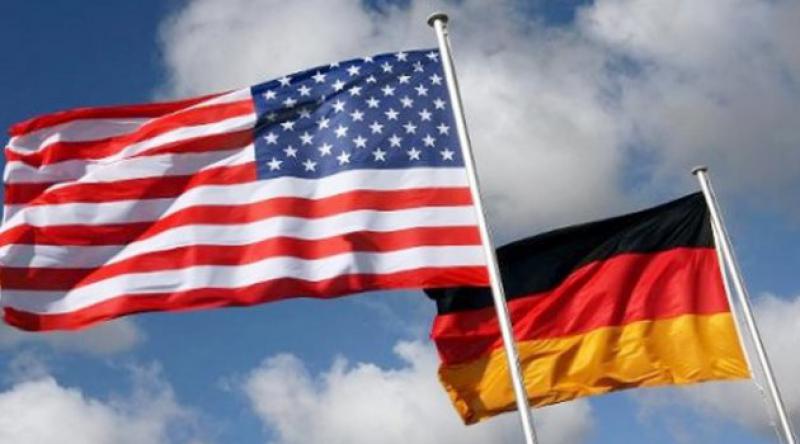 ABD ve Almanya'dan Yunanistan&#39;da füze savunma tatbikatı