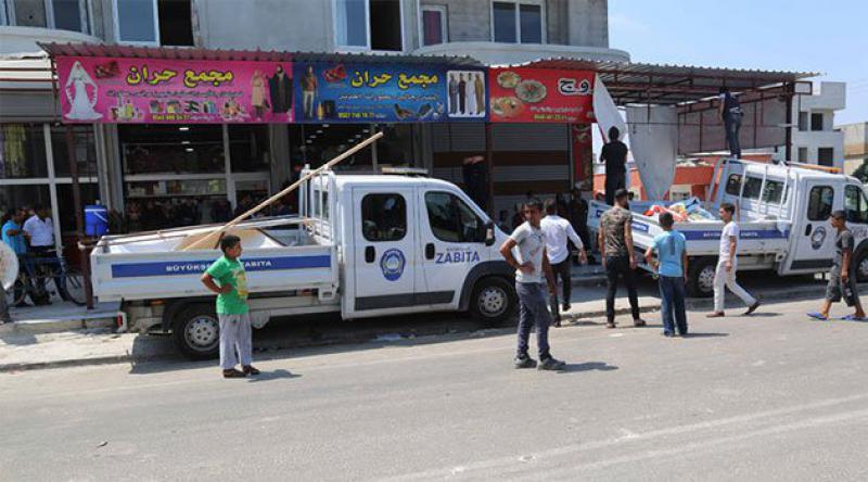 Adana'da Arapça Tabela, Poster ve Afişler Kaldırıldı