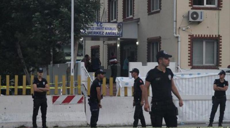 Adana'da polis noktasına saldırı