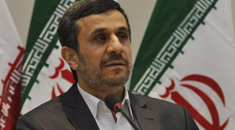 Ahmedinejad'dan Ruhani&#39;ye istifa çağrısı