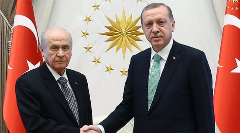 Cumhurbaşkanı Erdoğan'dan Bahçeli&#39;ye tebrik