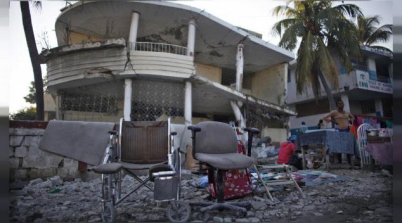 Deprem Endonezya'dan sonra Haiti&#39;yi vurdu!