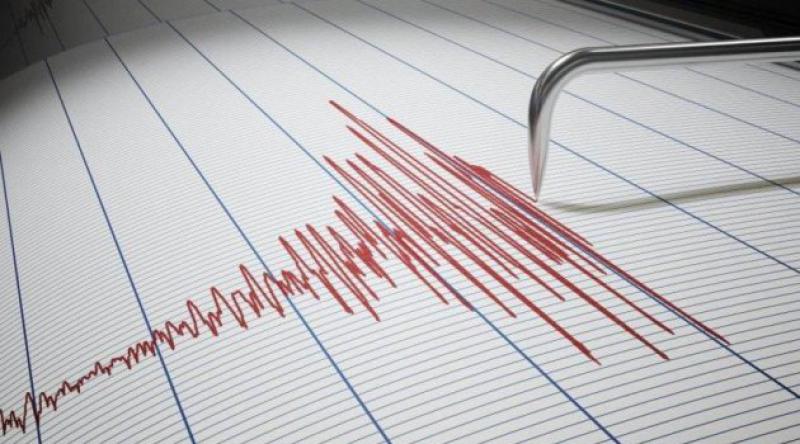 Endonezya'da 6,4 büyüklüğündeki deprem