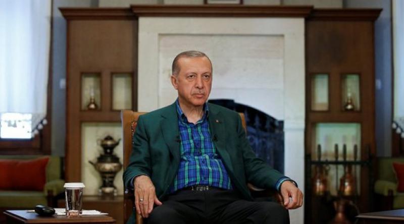 Erdoğan Rus basınına konuştu: Türkiye, sınırında terörist yapılanmalara izin vermeyecek