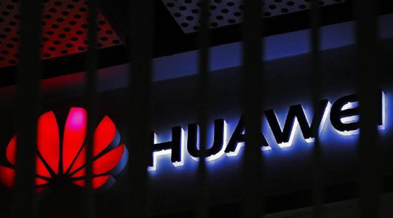 Google, Huawei ile iş birliğini kesti