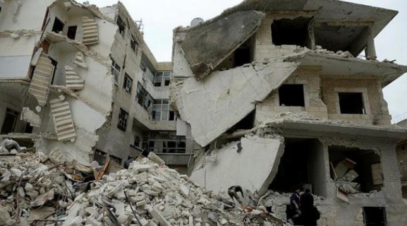İdlib'deki yoğun hava saldırılarında ölenlerin sayısı 12&#39;ye yükseldi