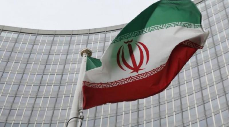 İran: Füzelerimiz ABD savaş gemilerini vurabilir